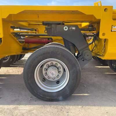 Heavy duty high stability Self-propelled Modular Transporter for large industrial equipment long distance transportation